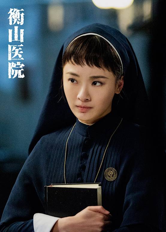 《中国新声代》录制现场!李佳薇突然飙高音吓懵10后学员(图1)